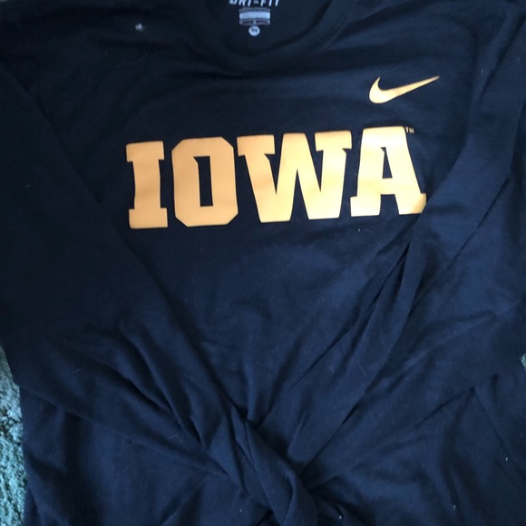 University of Iowa Nike Dry fit long sleeve t - Picture 2 of 2